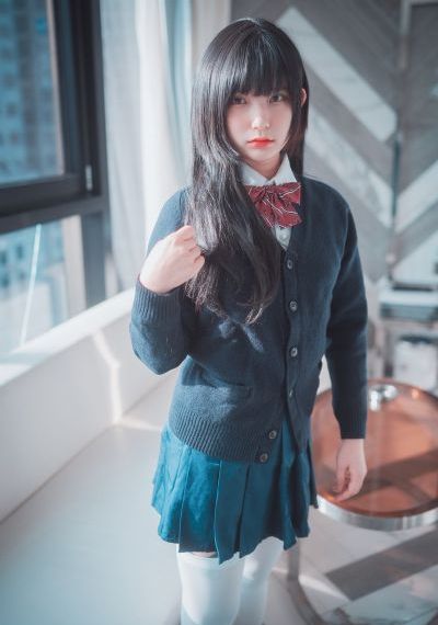 年轻的嫂子在线