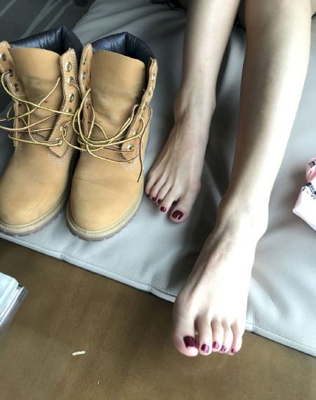 女人下面流白浆视频