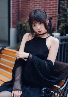口罩男子明明不想谈恋爱